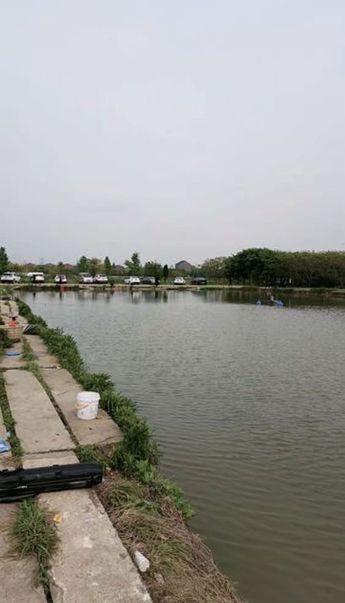 江湖鱼舍百顺农庄(曹城线店)钓场环境缩略图