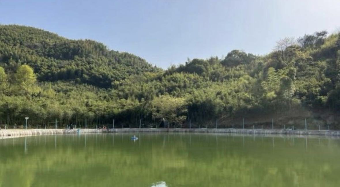 出发吧营地钓场环境缩略图