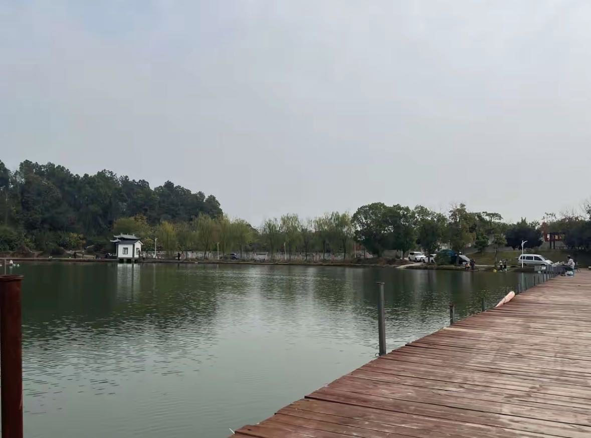鄂渔路亚基地钓场环境缩略图