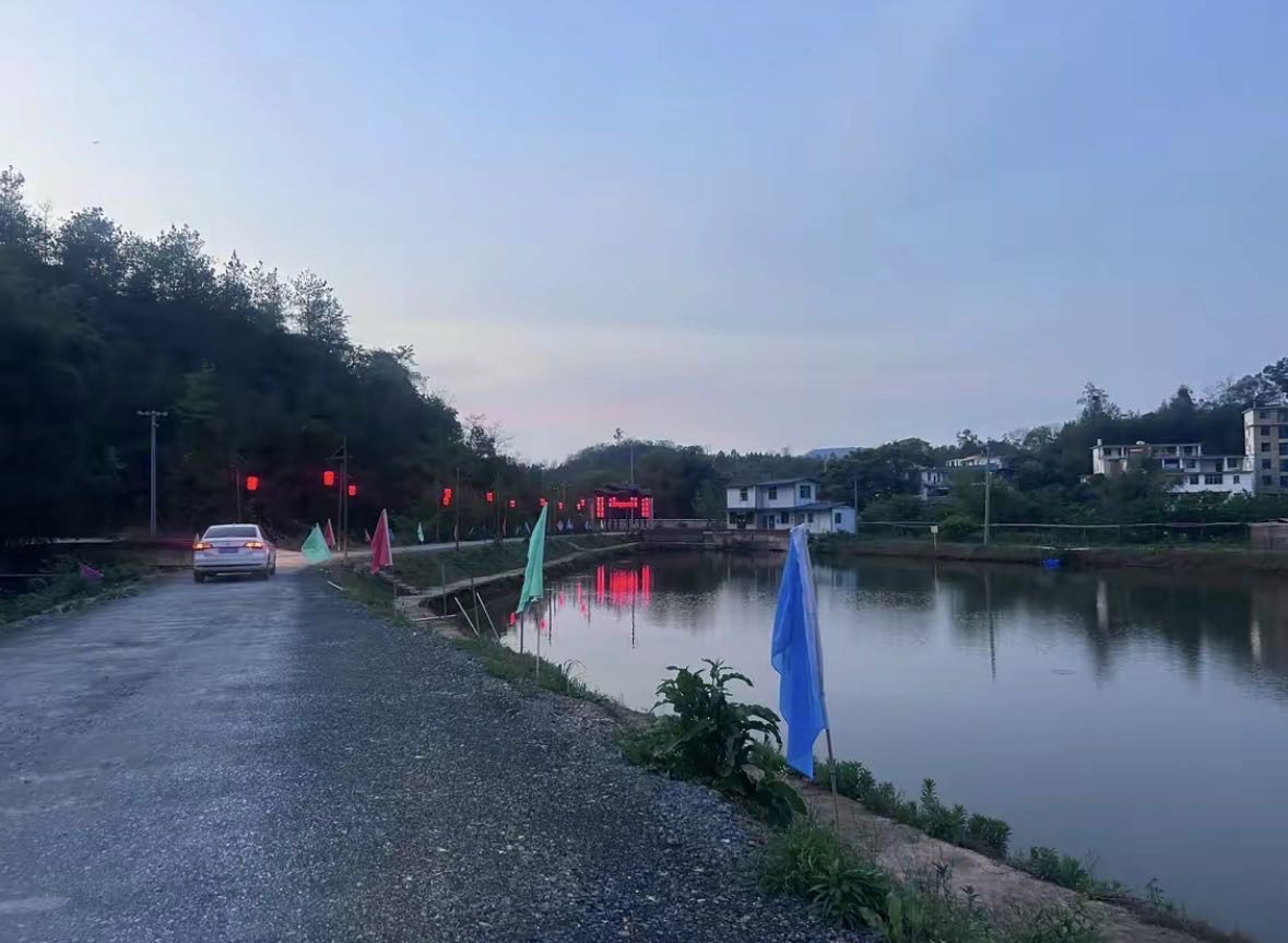 赣州田心垂钓休闲农庄钓场环境缩略图