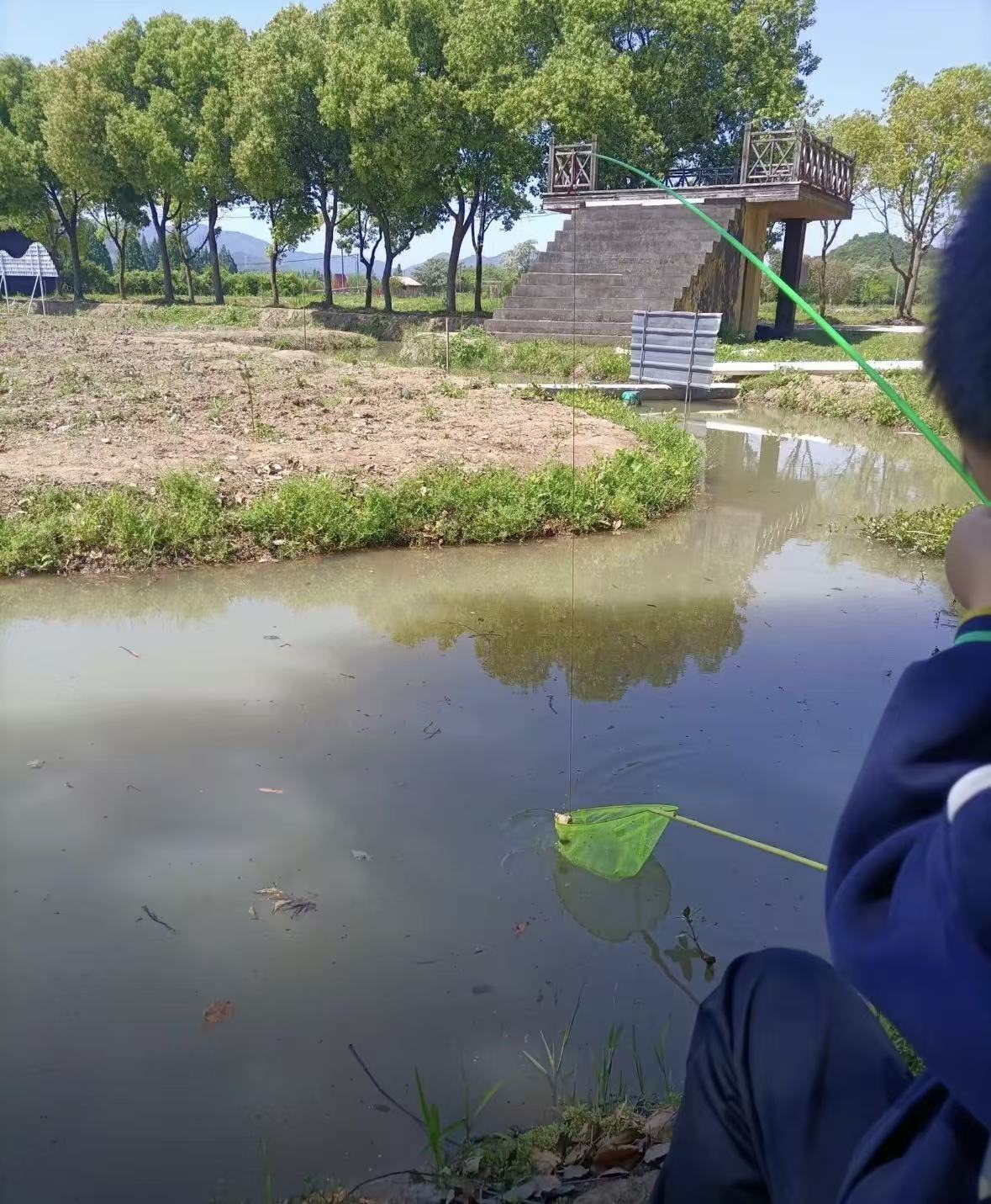 上渚之野垂钓中心钓场环境缩略图