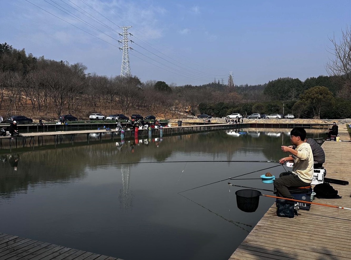 杭州渔丰垂钓园钓场环境缩略图