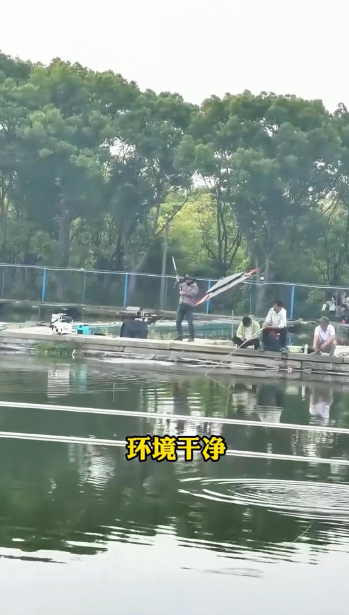 老百顺农庄钓场环境缩略图
