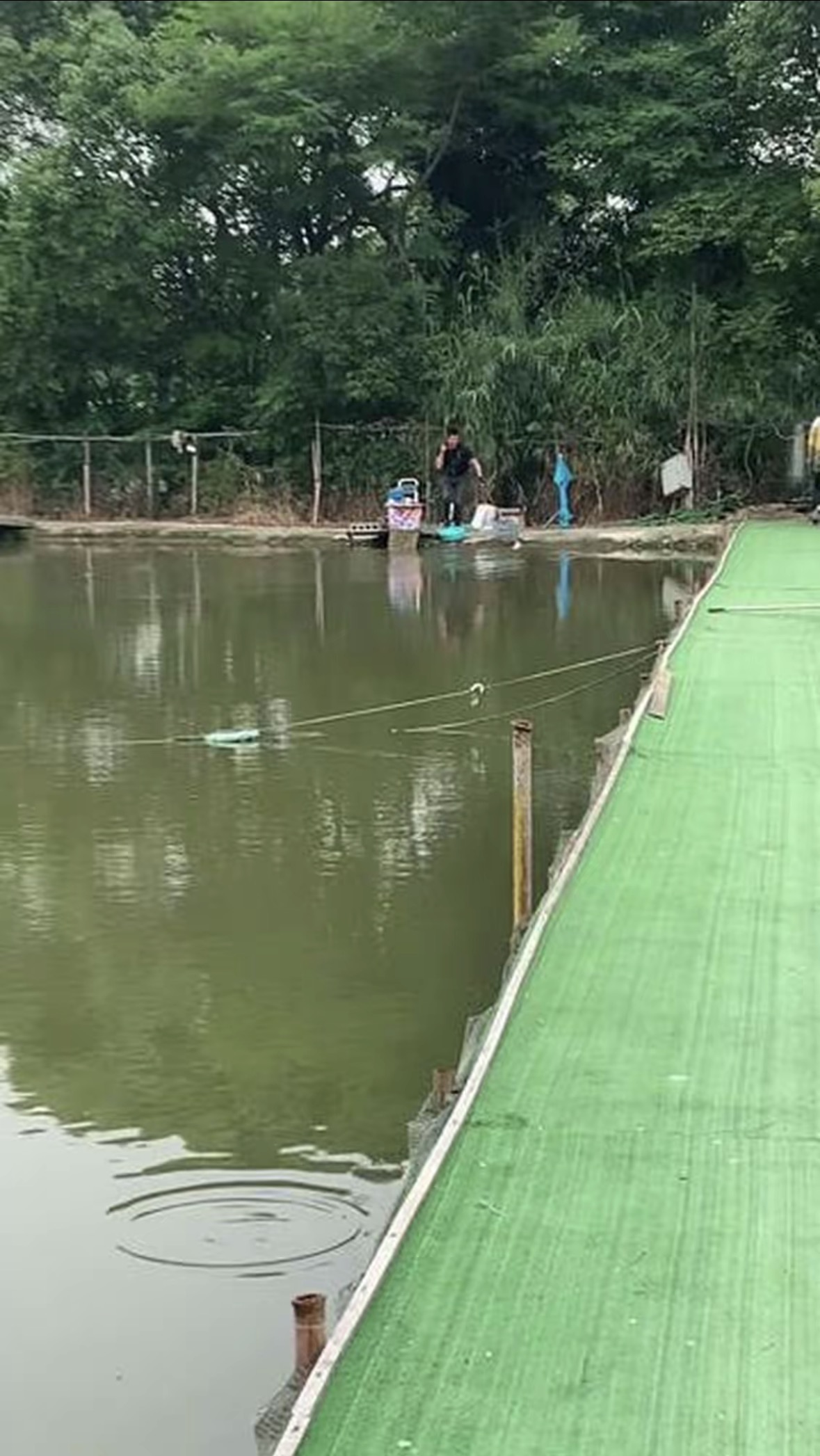 新快乐垂钓俱乐部钓场环境缩略图