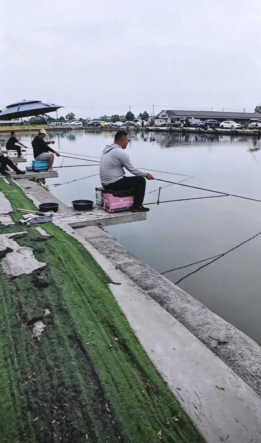 余姚市渔竞园垂钓中心钓场环境缩略图