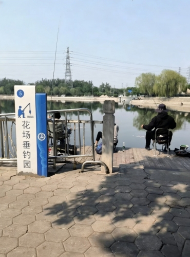 花木场垂钓园钓场环境照片