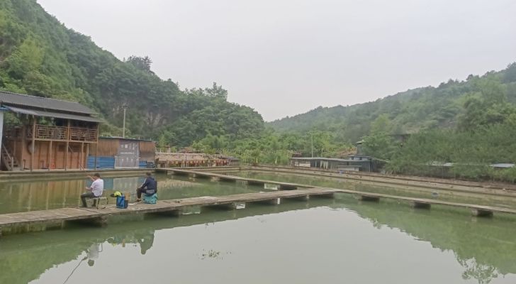 众兴垂钓场钓场环境照片