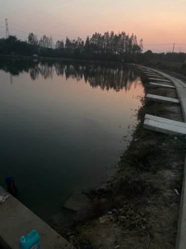 -泗安东湖垂钓园钓场环境照片