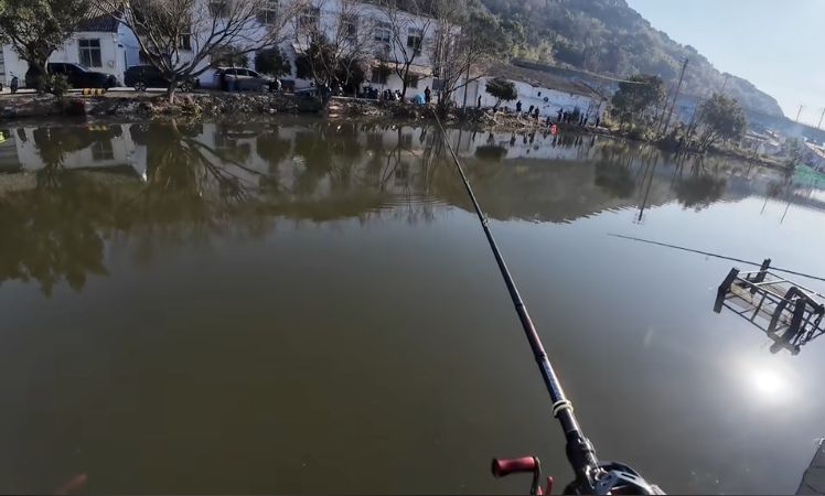 平阳渔跃路亚基地钓场环境照片