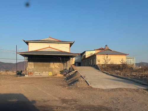 龙富龙山鱼池钓场环境照片