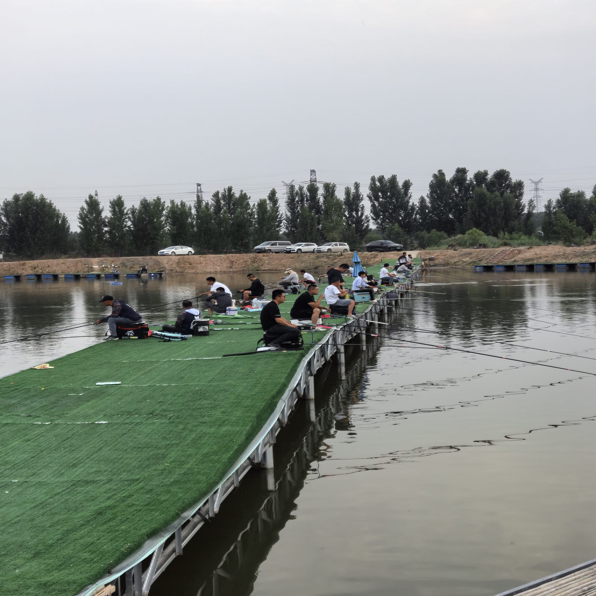 久朋休闲渔业垂钓基地钓场环境照片