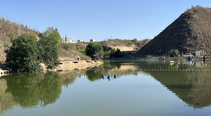 巨博国际垂钓中心钓场环境缩略图