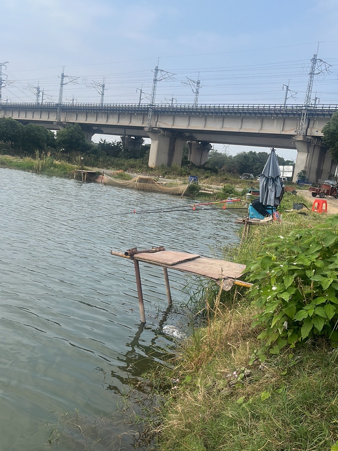 松松垂钓中心钓场环境照片
