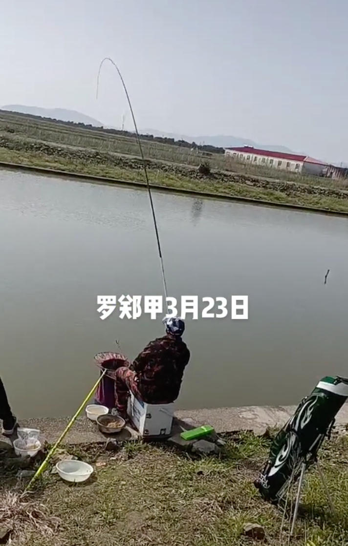 罗郑甲鲻鱼大混养钓场钓场环境照片