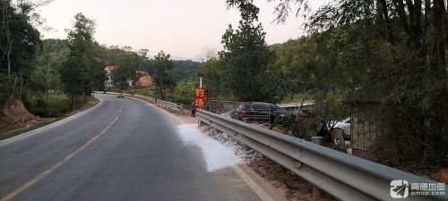 石板镇那怀钓鱼场钓场环境照片