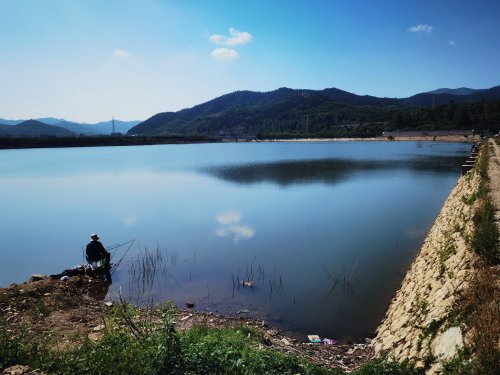 烟台市蓝湾垂钓基地钓点与钓场环境照片
