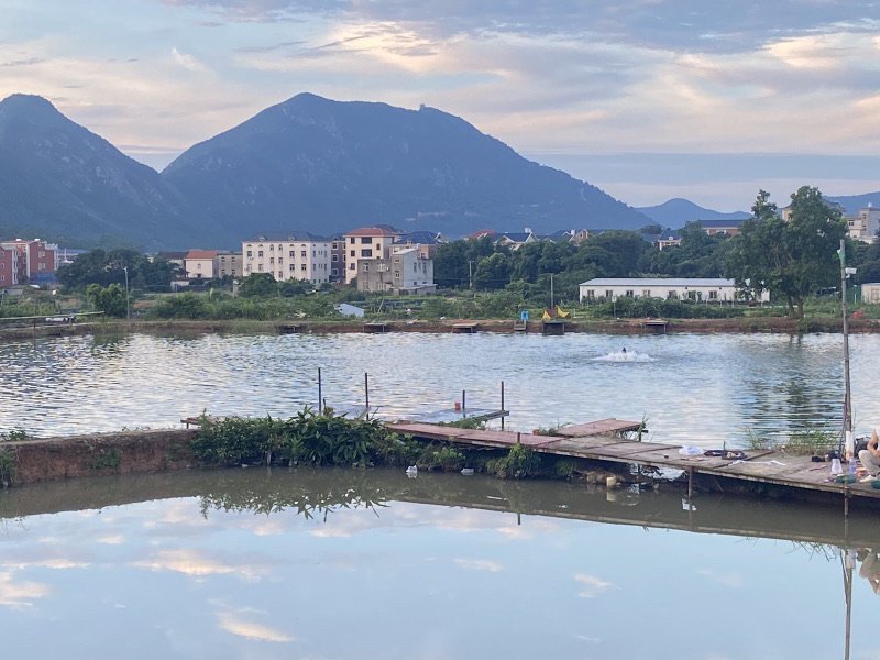康乐山泉水钓场钓场环境照片