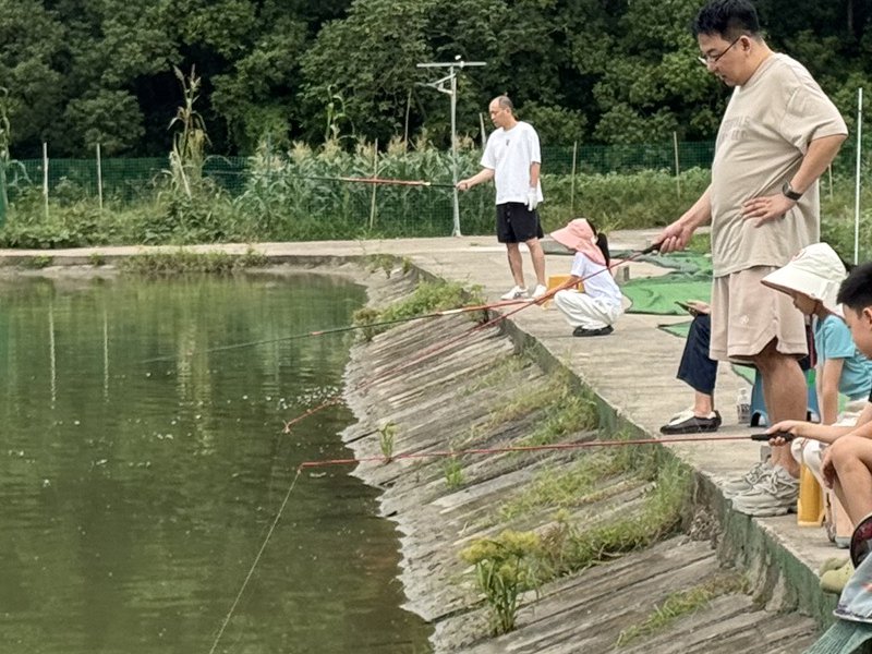 穆歌休闲垂钓钓点与钓场环境照片