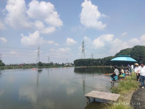 湖库湾(超级混养)垂钓中心钓场环境照片