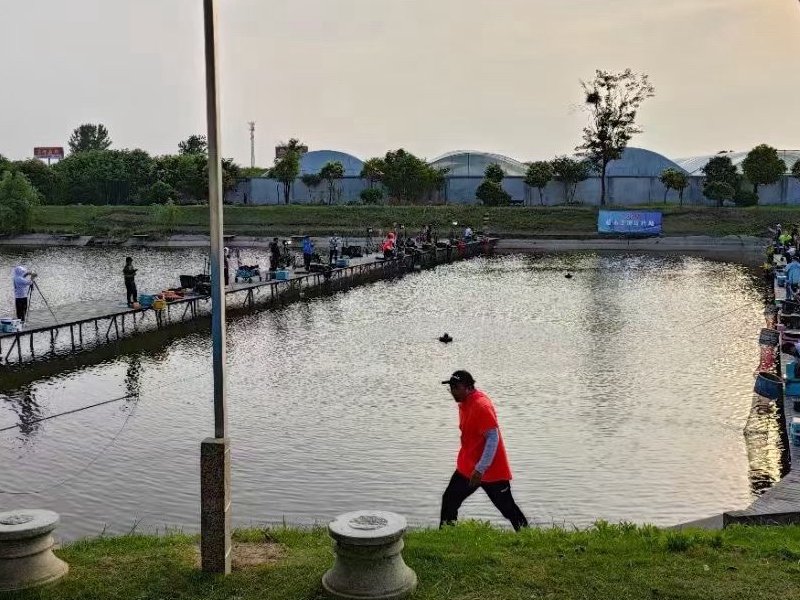 渔乐垂钓中心钓场环境照片